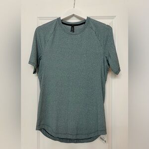 Men’s Lululemon T-shirt